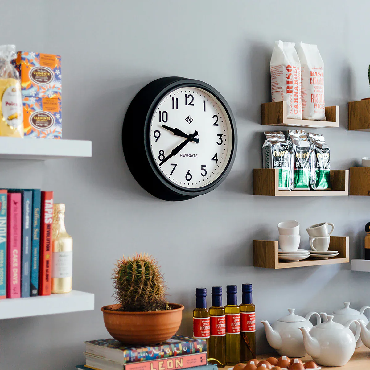 Newgate Electric wall clock in black - Image 3