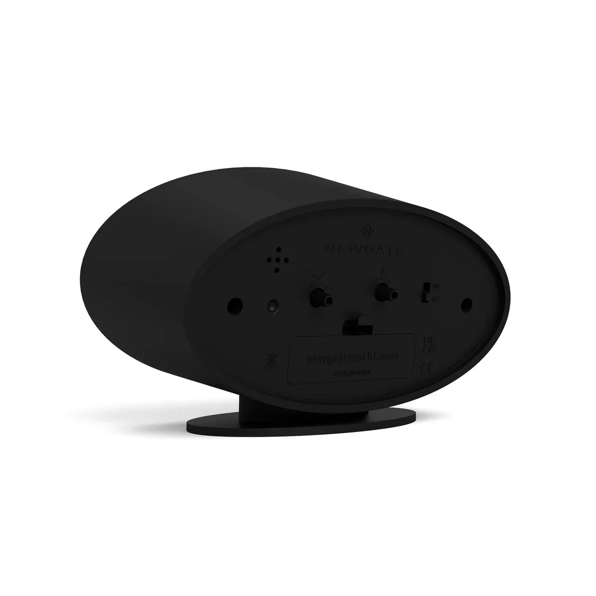 Newgate Ronnie alarm clock in black - Image 7