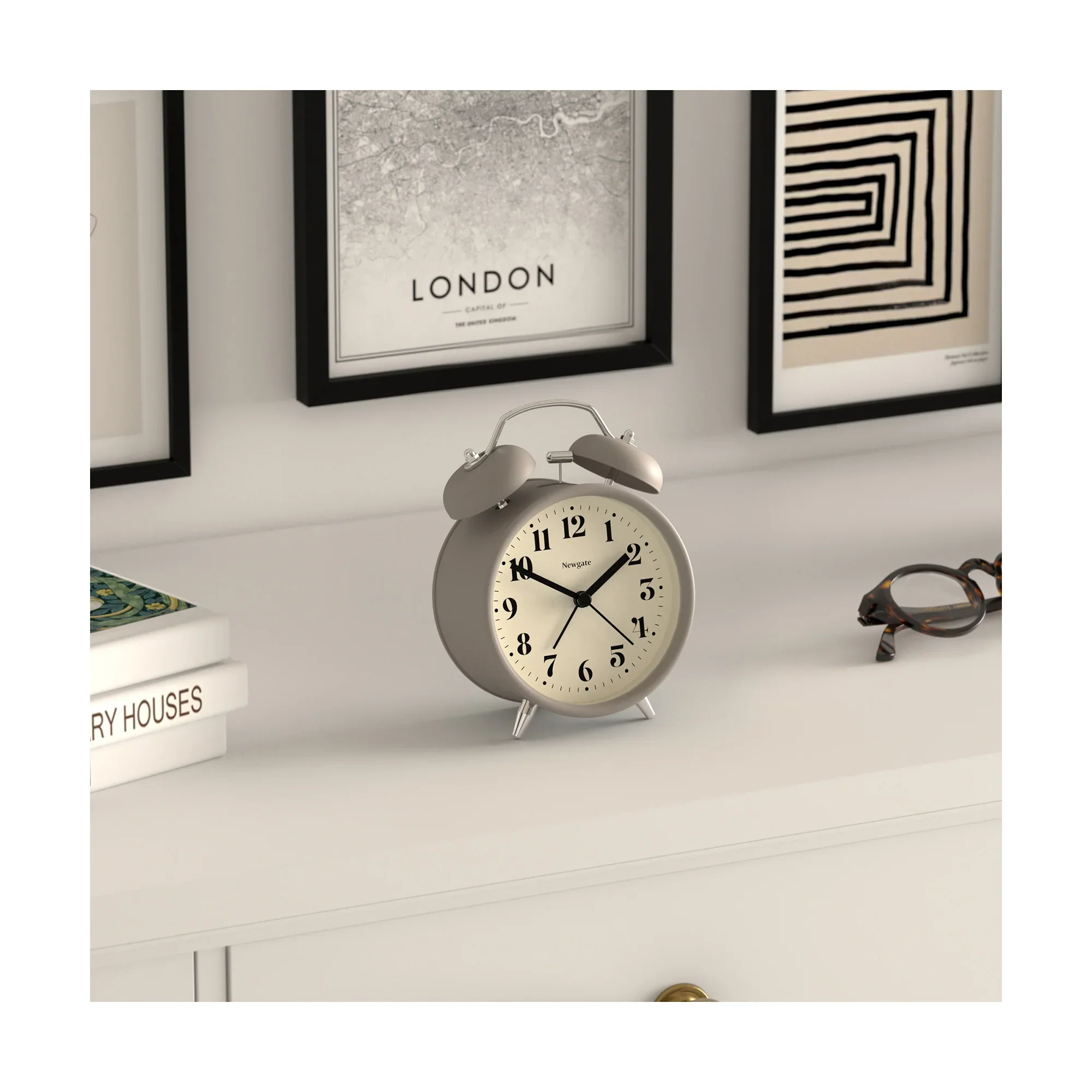 Newgate Theatre alarm clock in stone - Image 4