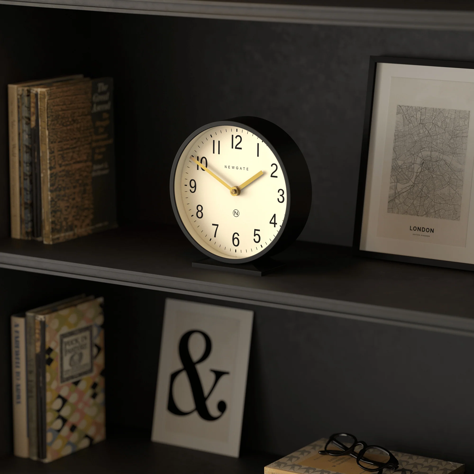 Newgate Q Mantel Black - Image 3